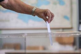 Δημοσκόπηση Opinion Poll: Πρώτη η ΝΔ με 30,5%, δεύτερος ο Τσίπρας με 15,5%