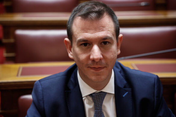 Εξώδικο στον Δουδωνή του ΠΑΣΟΚ από την RealPolls μετά τα περί μαϊμούς – δημοσκόπησης
