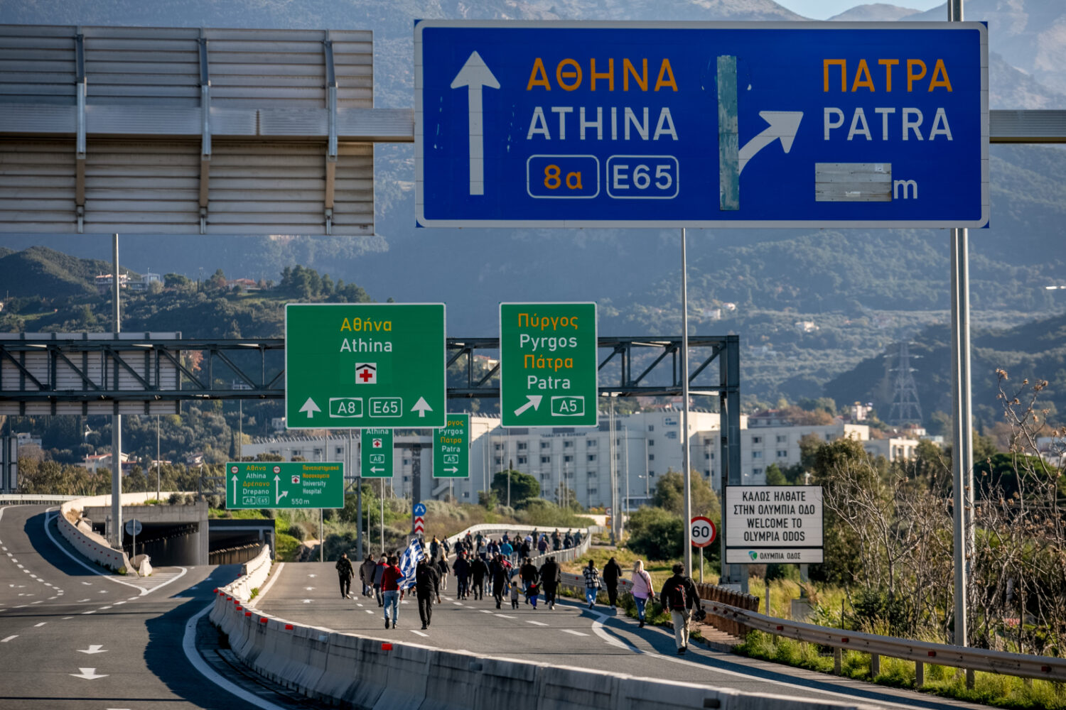 Αγροτικό μπλόκο και πάλι στη Μεγάλη Περιμετρική της Πάτρας 3 e35c97b0dae134d1502e71ef904cf8bc XL