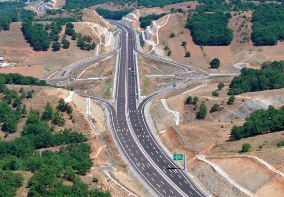 Παρουσία Μητσοτάκη, παραδίδεται στην κυκλοφορία το τελευταίο τμήμα του Ε65