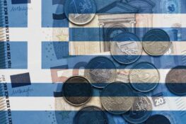 Κομισιόν, ΟΟΣΑ και αγορές δίνουν ψήφο εμπιστοσύνης στην ελληνική οικονομία