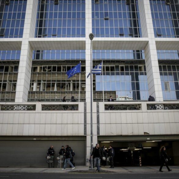Τηλεφώνημα για βόμβα στο Εφετείο