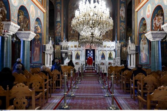 Δυτ. Ελλάδα: Διέρρηξαν εκκλησία και άρπαξαν όσα χρήματα είχε το παγκάρι!