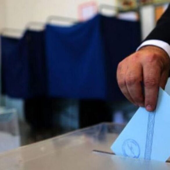 Το νέο αφήγημα Μητσοτάκη μετά την τραγωδία – Γιατί θα γίνουν μετά το Πάσχα οι εκλογές
