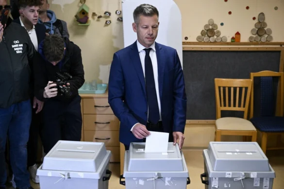 Σαρωτική νίκη του Μάγιαρ στις εκλογές στην Ουγγαρία, εκθρόνισε μετά από 16 χρόνια τον Όρμπαν: «Ξεπεράσαμε μια τυραννία»