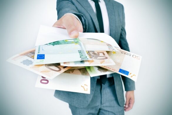 Έκτακτη επιχορήγηση 850.000 ευρώ.