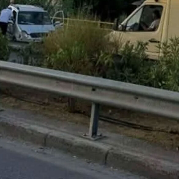 Πάτρα: Εκτροπή ΙΧ στην Ε. Βενιζέλου – Εγκλωβισμένος ο οδηγός