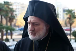 Θεσσαλονίκη: Λιποθύμησε στη Θεία Λειτουργία ο Αρχιεπίσκοπος Αμερικής Ελπιδοφόρος