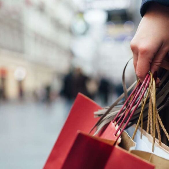 Μικρή πτώση 5,3% του τζίρου στο λιανικό εμπόριο τον Μάιο