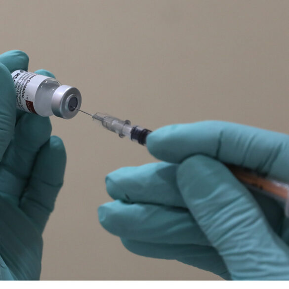 Ebola : Ο ΠΟΥ εξετάζει εμβόλια και αγωγές για την ανάσχεση της επιδημίας