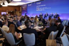 Τι ψάχνουν οι επενδυτές και πού βρίσκεται η Ελλάδα