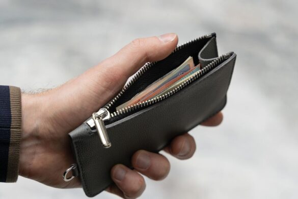 ΟΠΕΚΑ: Ποια επιδόματα καταβάλλονται σήμερα