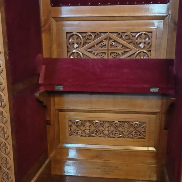Λευκάδα: Υποχώρησε το δάπεδο του Επισκοπικού θρόνου κατά την επίσκεψη του Μητροπολίτη