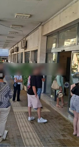 Πάτρα: Ουρές στην Ερμού από τα ξημερώματα – αυτή τη φορά – για τις νέες ταυτότητες