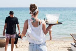Τουρισμός σε κρίση: Ελλείψεις προσωπικού και «μπλοκάρισμα» στις μετακλήσεις 1000αδων εργαζομένων