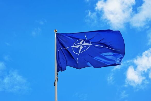 Μαρκ Ρούτε: O Βλαντίμιρ Πούτιν κλιμακώνει τη ρητορική του και τις απερίσκεπτες ενέργειές του