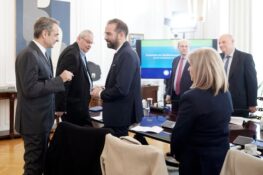 Φαρμάκης: «Να ξεριζώσουμε τη νόσο και να ξεφύγουμε από τον εφιάλτη»