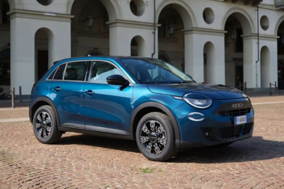 Fiat 600 βενζίνη 100 ίππων και τιμή από 20.990 ευρώ