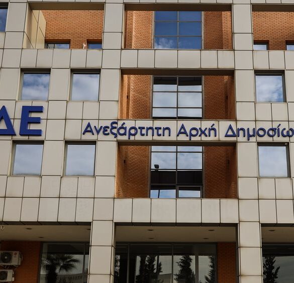 Καταιγίδα ελέγχων από την ΑΑΔΕ: Κύκλωμα «μαμούθ» με εικονικές συναλλαγές εκατομμυρίων