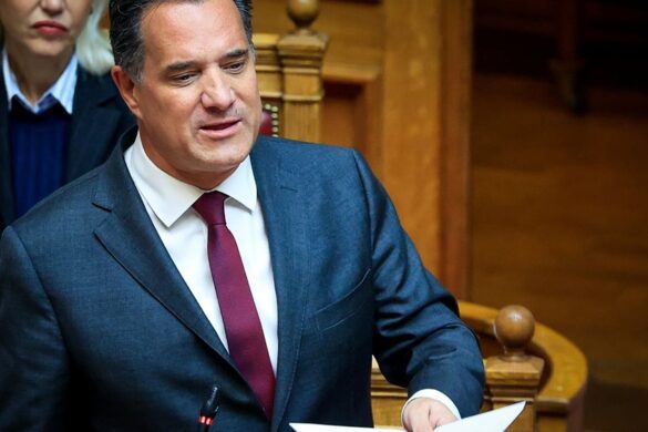 Αδ. Γεωργιάδης – Οι ιδιωτικές μονάδες Υγείας δεν μπορούν να χρεώνουν επιπλέον τους ασφαλισμένους του ΕΟΠΥΥ.