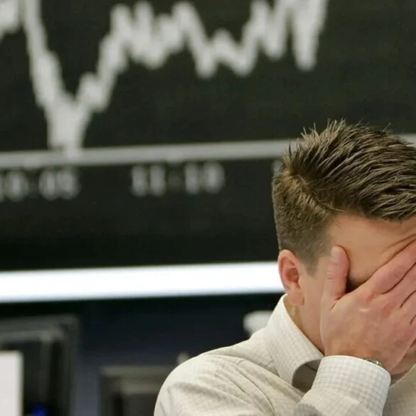 Deutsche Bank: Το sell off θα συνεχιστεί – Προβλέπει νέα πτώση ακόμα και 6%