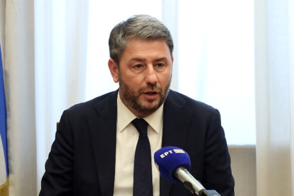 Ανδρουλάκης για την επέτειο αποκατάστασης της Δημοκρατίας: Η πατρίδα μας χρειάζεται μια νέα αρχή