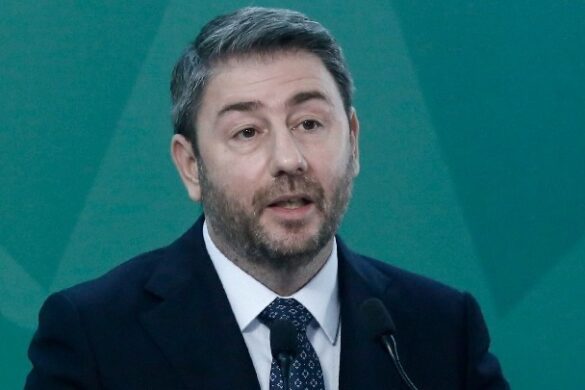 ΠΑΣΟΚ: Οι σαρωτικές αλλαγές που προτείνει στο Σύνταγμα
