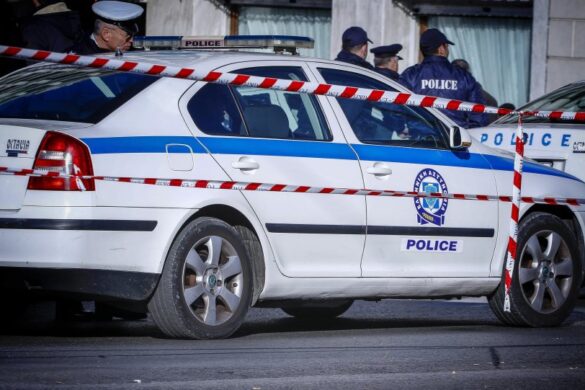Θρίλερ με τον θάνατο άστεγου σε εστιατόριο στο κέντρο της Αθήνας