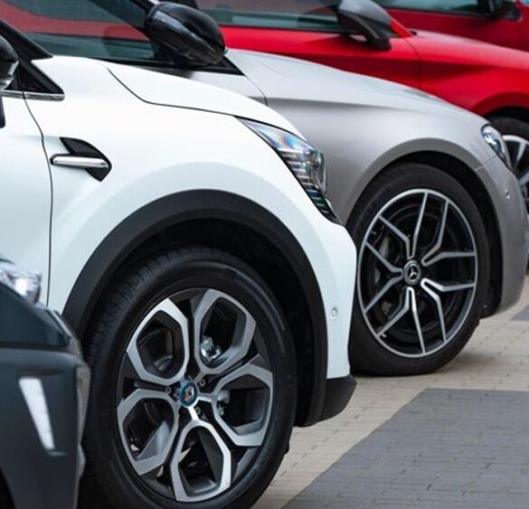 Ήπια ανάκαμψη στην αγορά αυτοκινήτου – SUV και υβριδικά κρατούν τα ηνία
