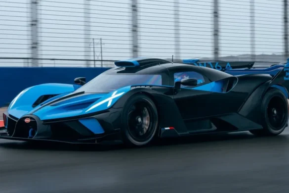 Πόσα χιλιόμετρα βγάζουν τα λάστιχα της Bugatti Bolide;