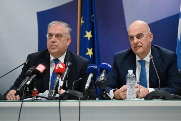 Ν. Δένδιας – Τ. Θεοδωρικάκος : Υπεγράφη η σύμβαση για το πρόγραμμα «Θώραξ»