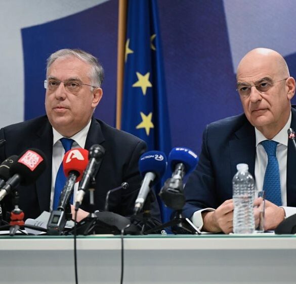 Ν. Δένδιας – Τ. Θεοδωρικάκος : Υπεγράφη η σύμβαση για το πρόγραμμα «Θώραξ»