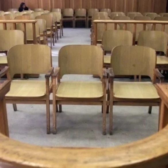 Διεκόπη για τις 4 Απριλίου η δίκη των πρώην προστατευόμενων μαρτύρων της Novartis
