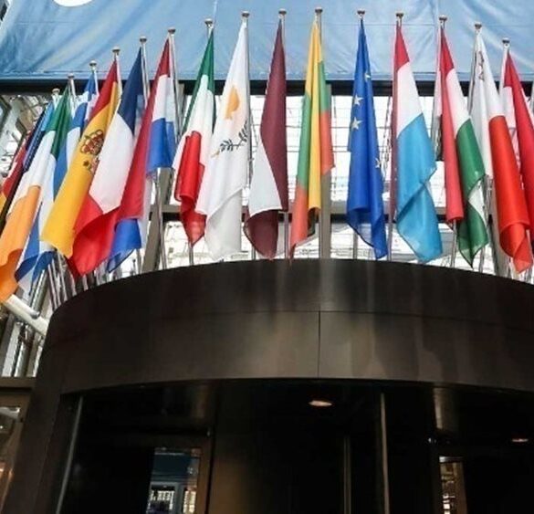 Η κάθε χώρα για τον εαυτό της εντός Ευρωπαϊκής Ένωσης – Να γιατί απέτυχαν οι 27 στη διαπραγμάτευση με Τραμπ