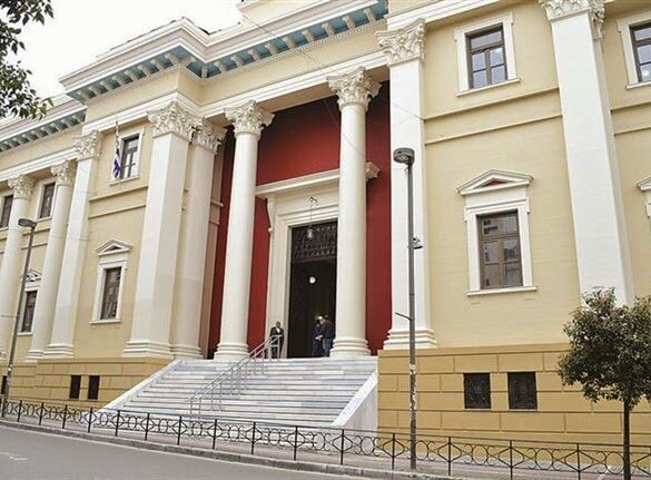 Στο εδώλιο 6 για εκβιασμό Αντιπεριφερειάρχη