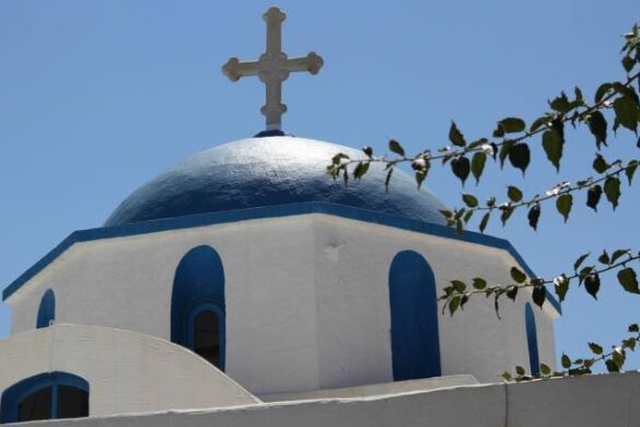 Δυτ. Ελλάδα : Ιερόσυλοι έκαναν γυαλιά-καρφιά την Ιερά Μονή για να κλέψουν τα τάματα!