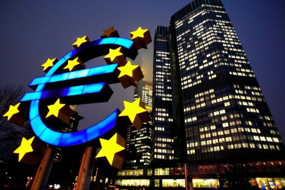 Ευρωπαϊκή Κεντρική Τράπεζα: Προειδοποίηση για επιβράδυνση της οικονομίας και «ανταγωνισμό» από την Κίνα