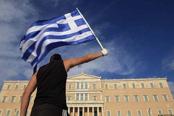 Η Ελλάδα μία δεκαετία μετά την οικονομική κατάρρευση