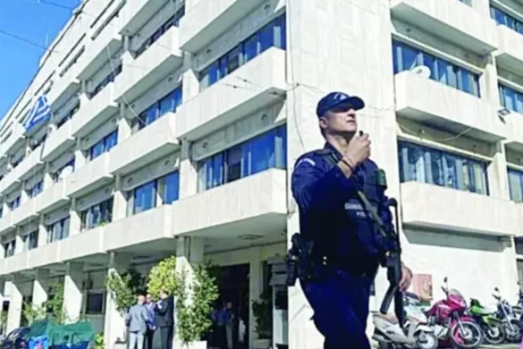 Πατέρας συνελήφθη στην Πάτρα – Βίντεο έδειχνε 12χρονο να πυροβολεί από παράθυρο σπιτιού
