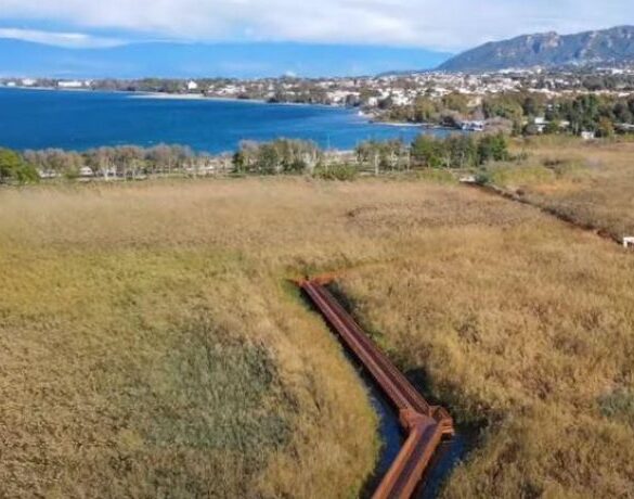 Πάτρα: Έτοιμες να πέσουν οι πεζογέφυρες από τους βανδαλισμούς