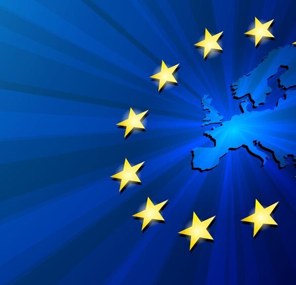 H Ευρωπαϊκή Επιτροπή αφαιρεί την Ελλάδα από τις χώρες με Mακροοικονομικές Aνισορροπίες
