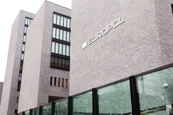 Europol : Eπιχείρηση κατά της στρατολόγησης παιδιών ως μέλη σε εγκληματικές συμμορίες