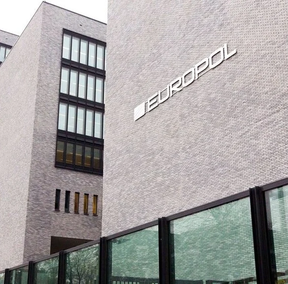 Europol : Eπιχείρηση κατά της στρατολόγησης παιδιών ως μέλη σε εγκληματικές συμμορίες