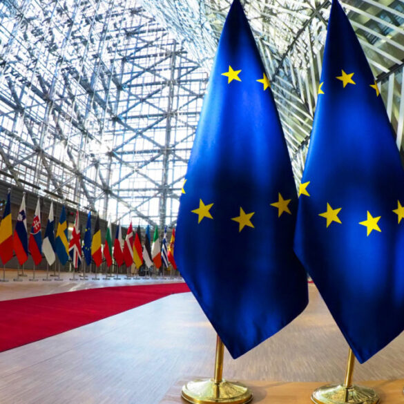 Bloomberg: Η ΕΕ εξετάζει δημοσιονομική χαλάρωση λόγω ενεργειακού κόστους