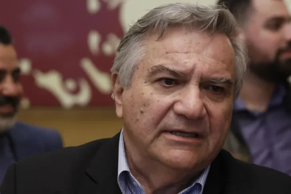 Παραιτήθηκε ο Χάρης Καστανίδης από το ΠΑΣΟΚ