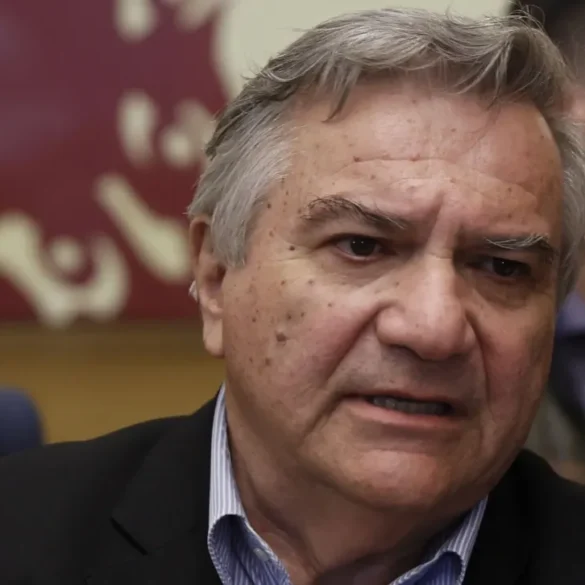 Παραιτήθηκε ο Χάρης Καστανίδης από το ΠΑΣΟΚ