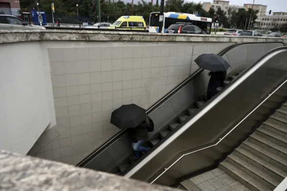 Πότε υποχωρούν οι καταιγίδες – Έρχεται βροχερό Σαββατοκύριακο