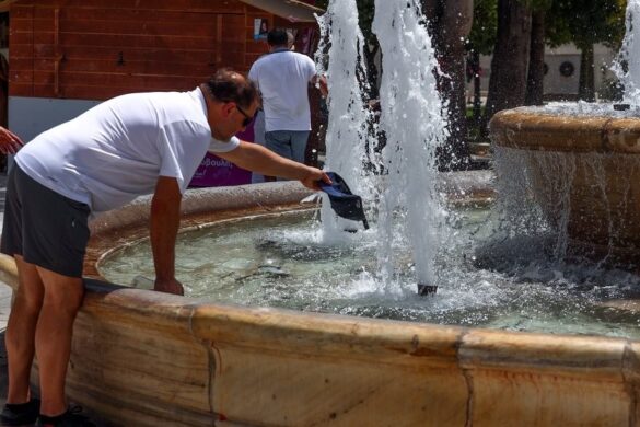 Καιρός: Στους 35 βαθμούς ο υδράργυρος σήμερα – Υποχωρεί η ζέστη το Σαββατοκύριακο