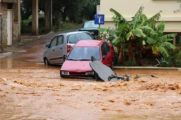 Ισχυρές καταιγίδες στα βορειοδυτικά μέχρι το βράδυ – Γραμμή λαίλαπας 200 χλμ σε Λευκάδα, Πρέβεζα, Θεσπρωτία και Γιάννενα