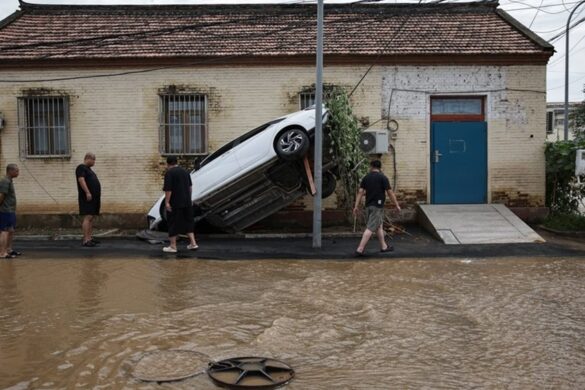 Κίνα: Εκατοντάδες χιλιάδες άνθρωποι απομακρύνθηκαν από τα σπίτια τους στη Σανγκάη λόγω τροπικής καταιγίδας